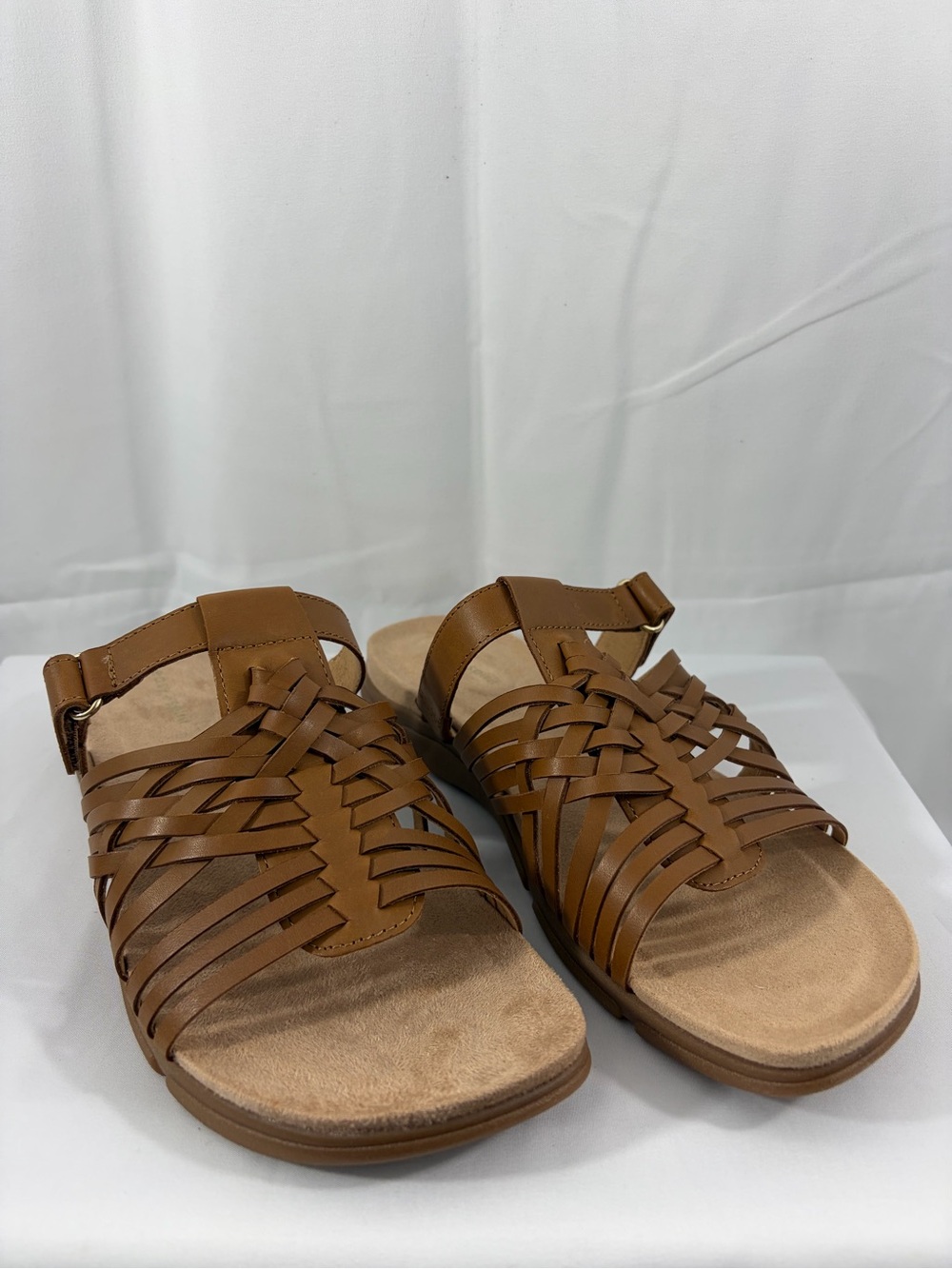 NWT Easy Spirit Women's Size 9.5W Brown Woven Comfort Sandals
